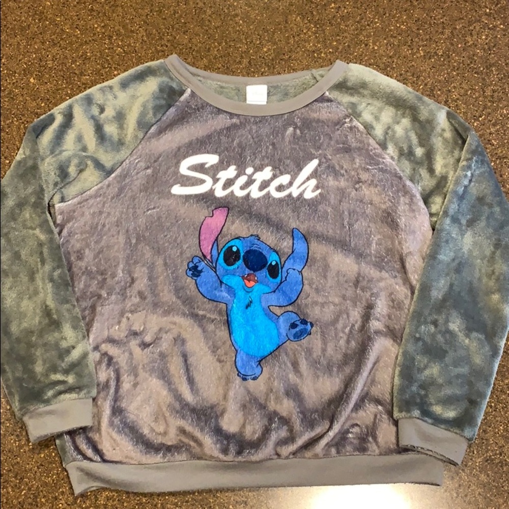 Women’s Stitch Sweatshirt